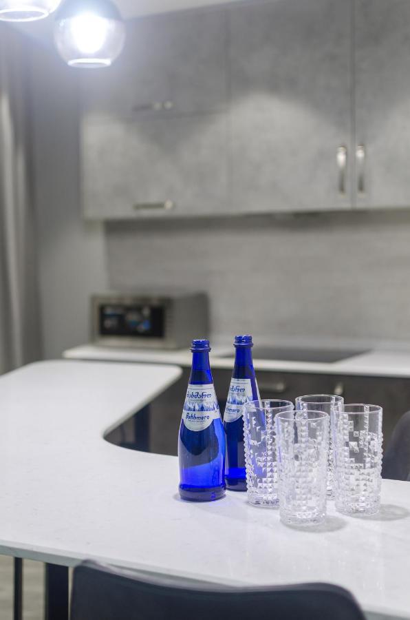 Line Apartment