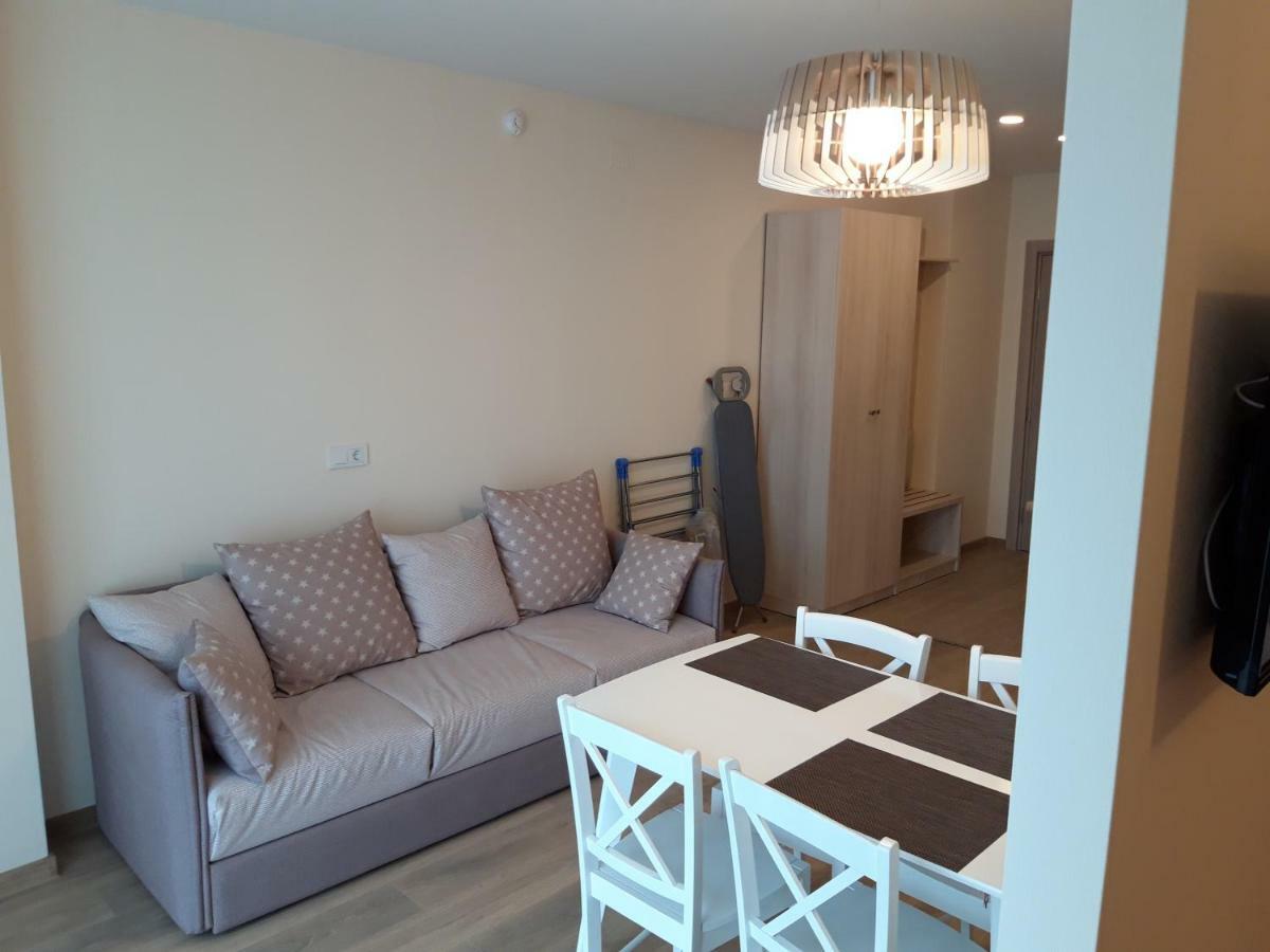 Apartment Line